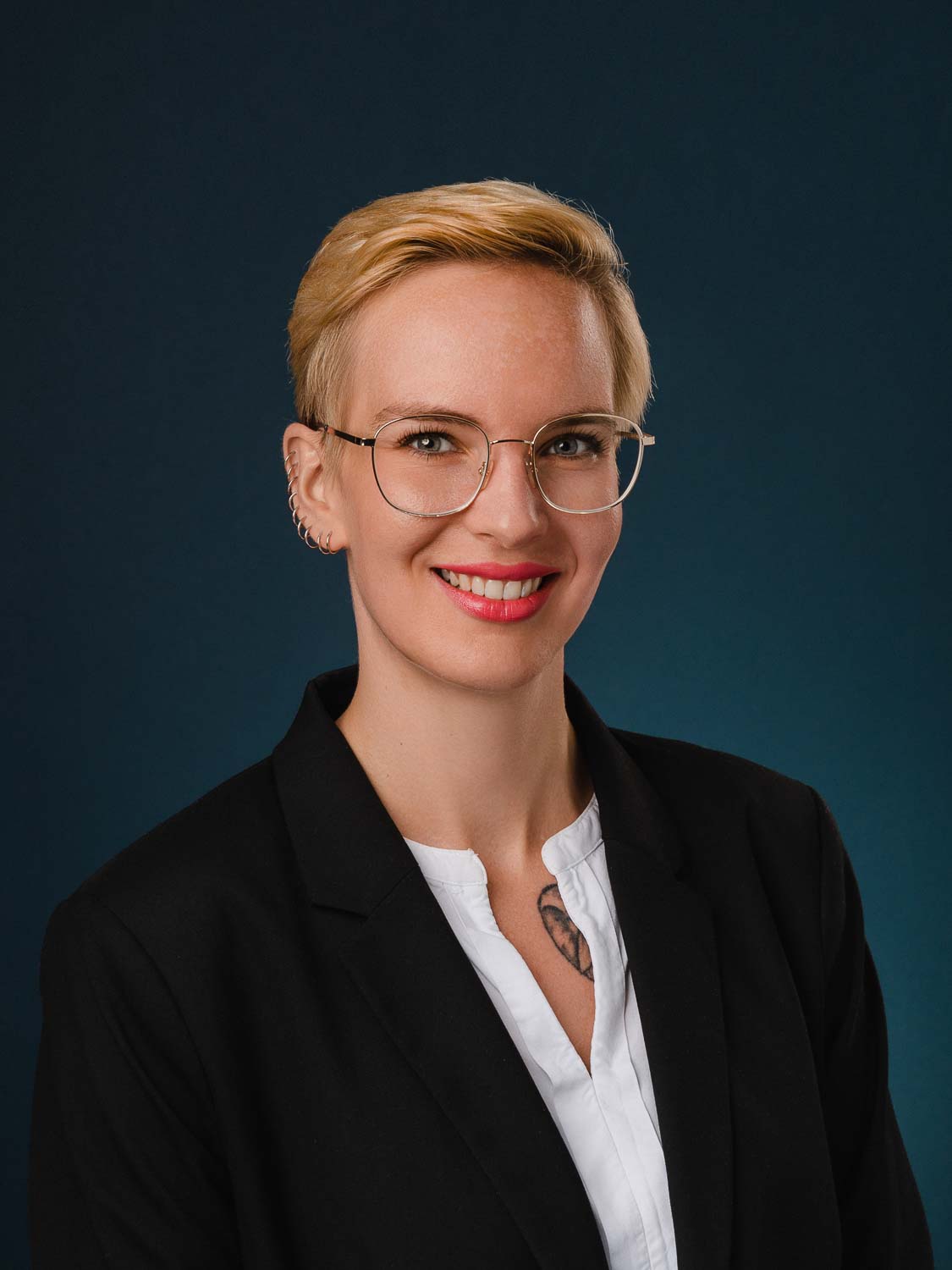 Professionelles Bewerbungsfoto von TinoGrafiert Fotografie aus Freising